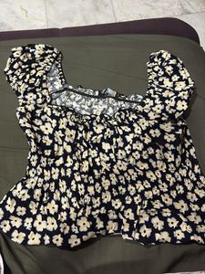 Floral Print Crop Top ONLY BRAND