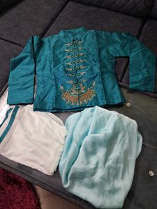 Elegant Teal Embroidered Kurta