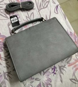Elegant Grey Handbag / Slingbag