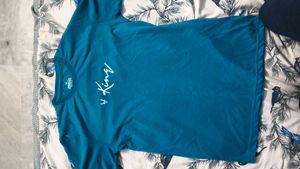 "A King" Graphic Tee