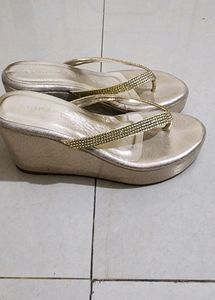 Golden Sheen Eridani Heels