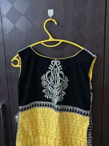 Elegant Embroidered Kurta