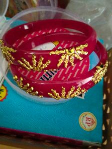 Gold Pleated Pola Bengle2. 4