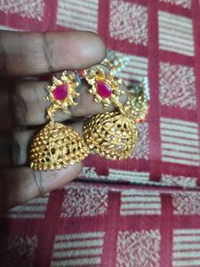 Earings
