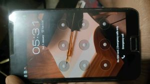 Samsung N7000 good condition