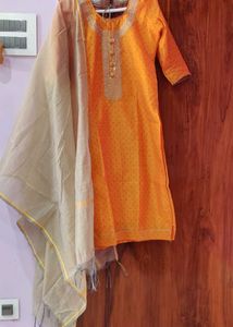 Readymade Suit Set
