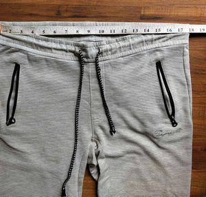 Men&#39;s Gray Striped Joggers