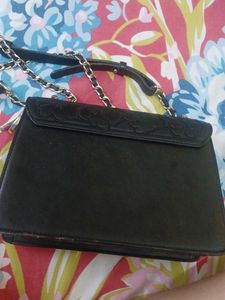 Vintage Floral Embossed Shoulder Bag💕✨️