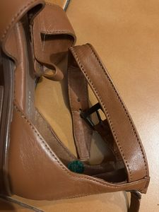 Woodland Woman Sandals