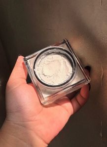 Huda Beauty Easy Bake Setting Powder:-Sugar Cookie