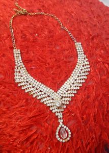 Sparkling Rhinestone Necklace