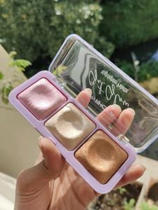Hilary Rhoda Highlighter Palette