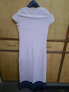 &#39;W&#39; Pink Kurta + Black Leggings