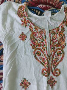 SHORT WHITE KURTI (S)