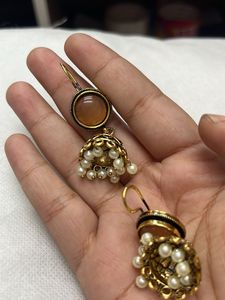 Cute Golden Jhumki Style Dangler