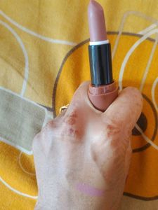 Veeyomee Beauty Lipsticks - Mauve &amp; Nude