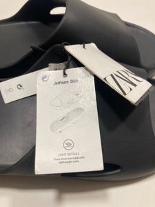 Zara Black Slides 100%ORIGNAL 💯 💯 43-Size