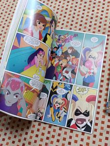 DC Super Hero Girls &amp; Diana Book