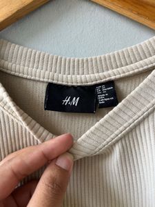 H&amp;M tshirt