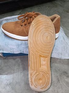 Mens Casual Brown Shoes Uk 8 Size.