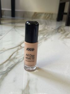 Nykaa Foundation (02 Vanila)