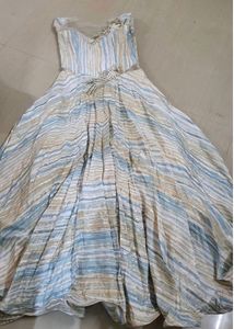 Beautiful Heavy Blue gown With Can