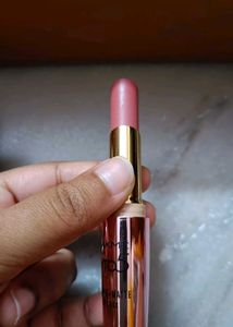 Lakme 9to5 Primer + Matte Lipstick
