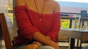 Red Offshoulder Top