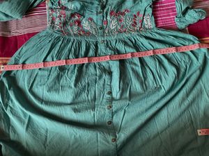 woman kurti