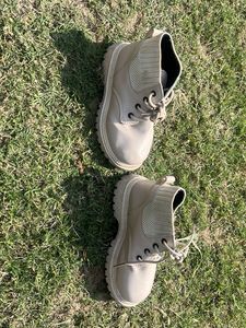 Beige Girls boots