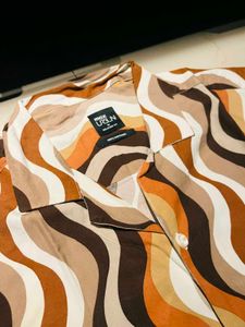 Retro Wave Pattern Shirt