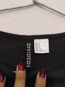H&amp;M Crop Top. No Defects.