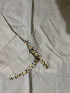 Elegant White Embroidered Kurta