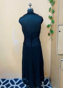 Elegant Black Midi Dress