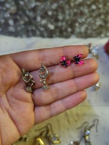 Earrings Combo Set With Hair Clip