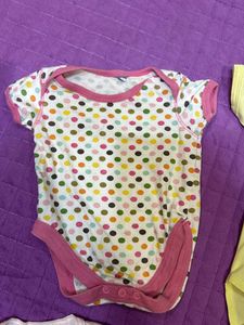 Set Of 5 Baby Onesie’s