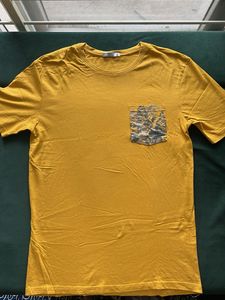 Mustard Graphic T-shirt