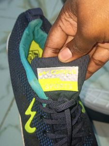 Campus Shoes ..