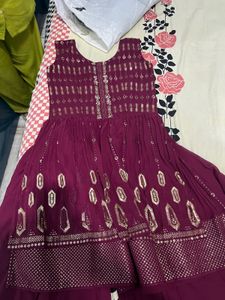 Suit With A Line Cut Plazo