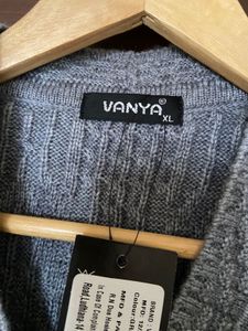 Grey Knitted Vest (xl)