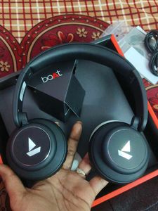 Boat Rockerz Pro 450 Headphones