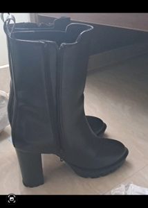 Delize Black Boots 👢