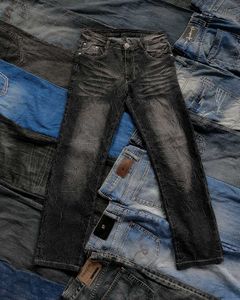 SHENG HUE HAN CRUSH JEANS