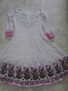 Elegant Embroidered Kurta