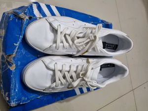Adidas Sleek In White Leather Unuesd Shoes