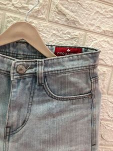 Light Wash Denim Jeans