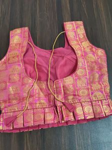 Sleeve Less Blouse