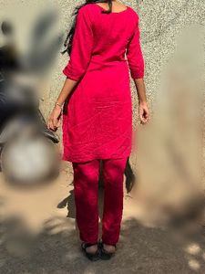 Elegant Pink Kurta Set