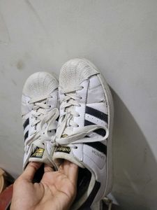 ADIDAS WHITE SNEAKERS