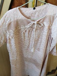 Elegant Pink Embroidered Kurta